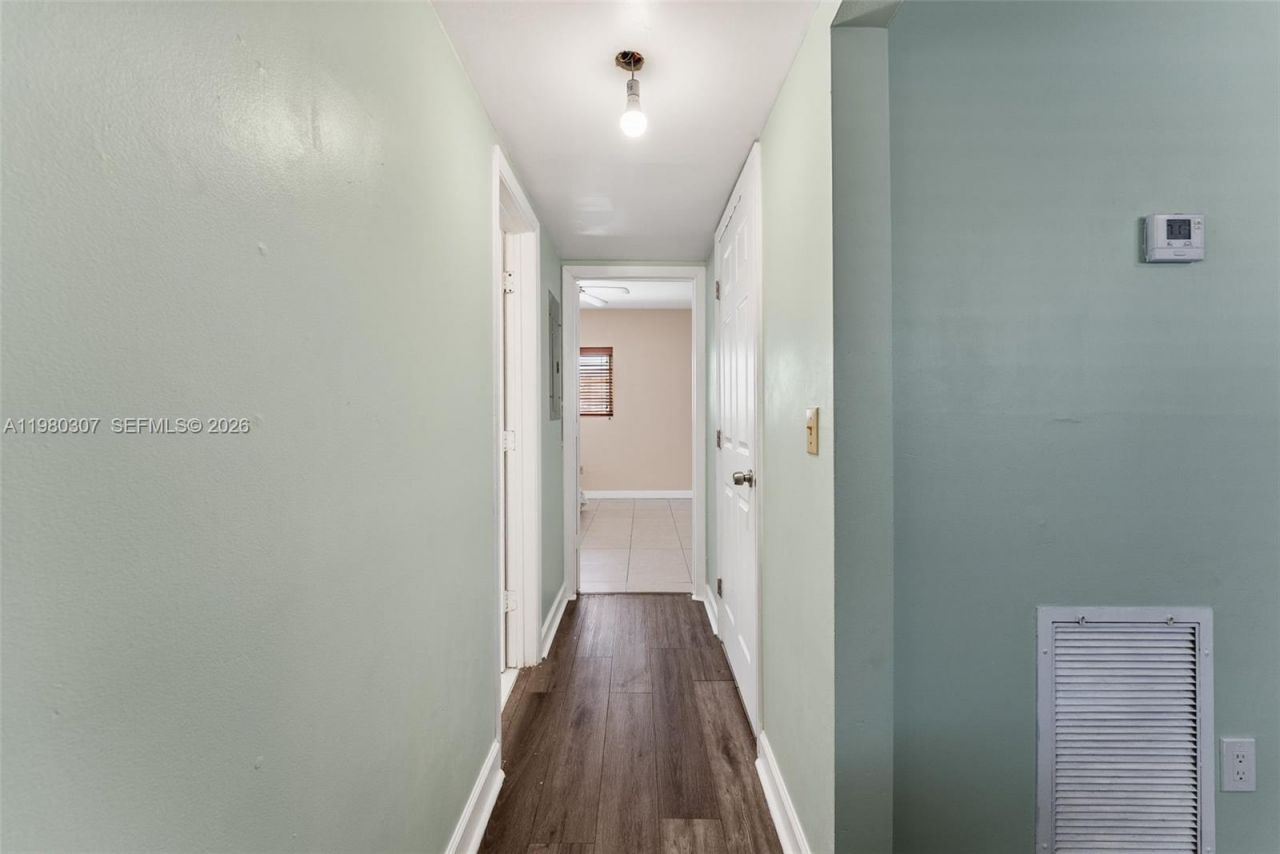 7331 Gary Ave, Unit 206, Miami Beach, FL 33141 Photo