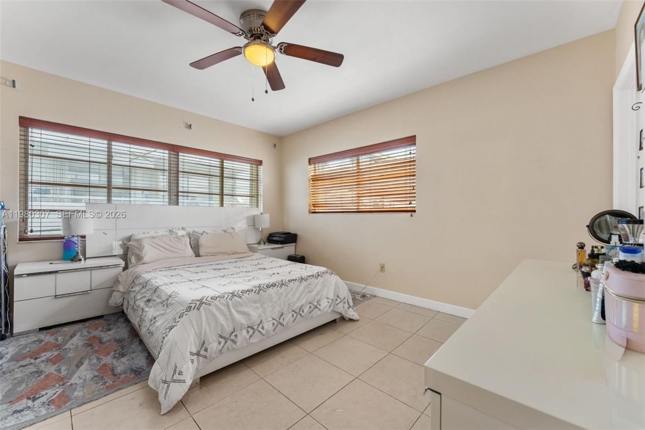 7331 Gary Ave, Unit 206, Miami Beach, FL 33141 Photo
