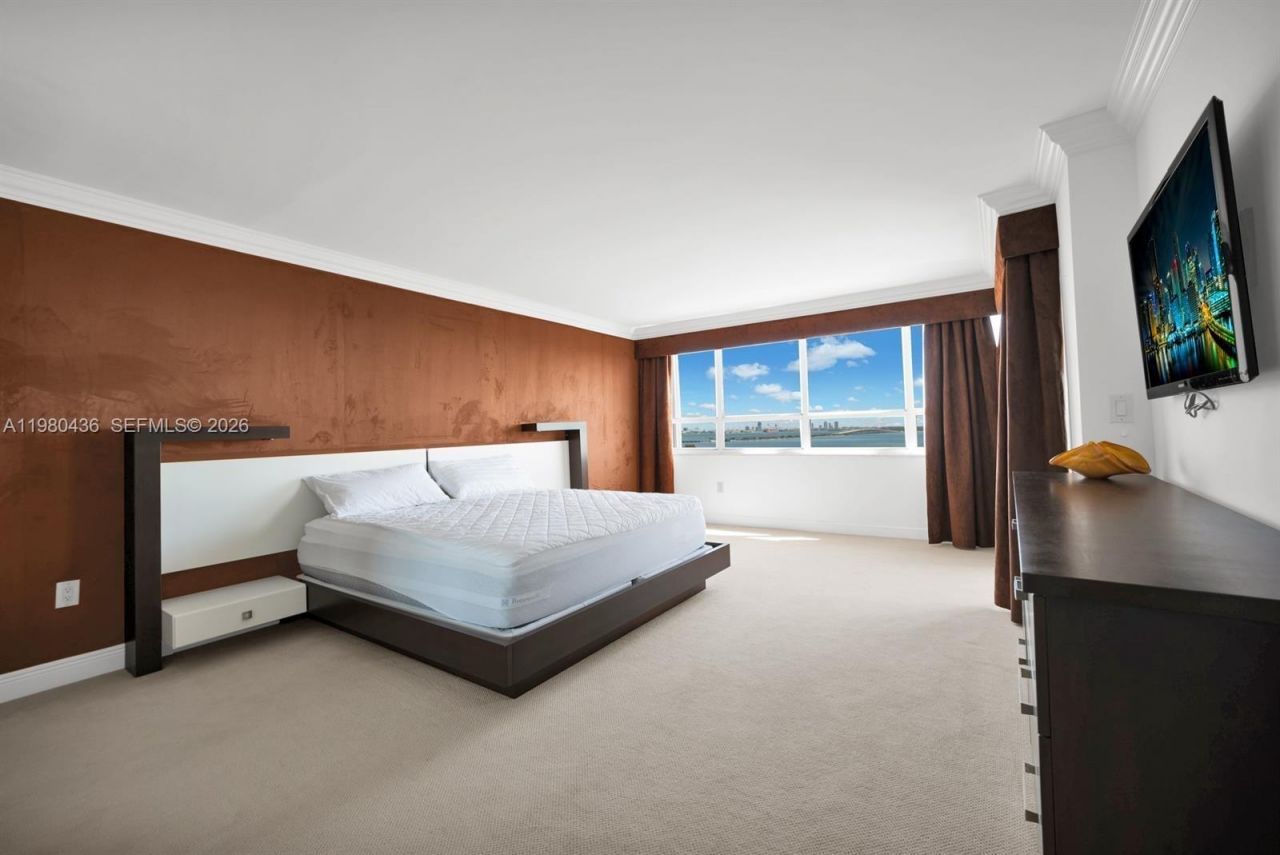 3 Grove Isle Dr, Unit C1703, Miami, FL 33133 Photo