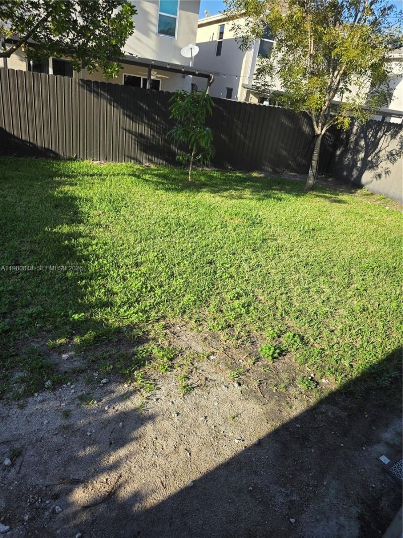 600 NE 4th Ter , Florida City, FL 33034 Photo