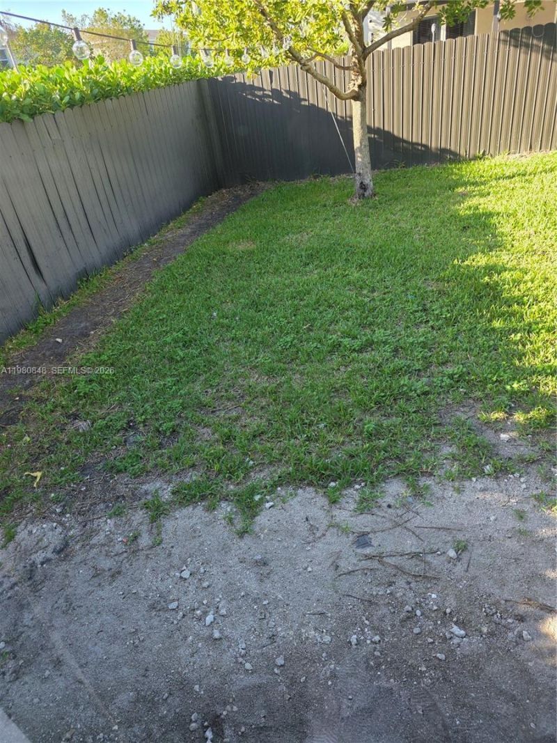 600 NE 4th Ter , Florida City, FL 33034 Photo