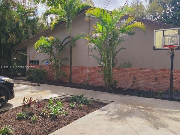 1504 SW 1st St , Unit 2, Fort Lauderdale, FL 33312