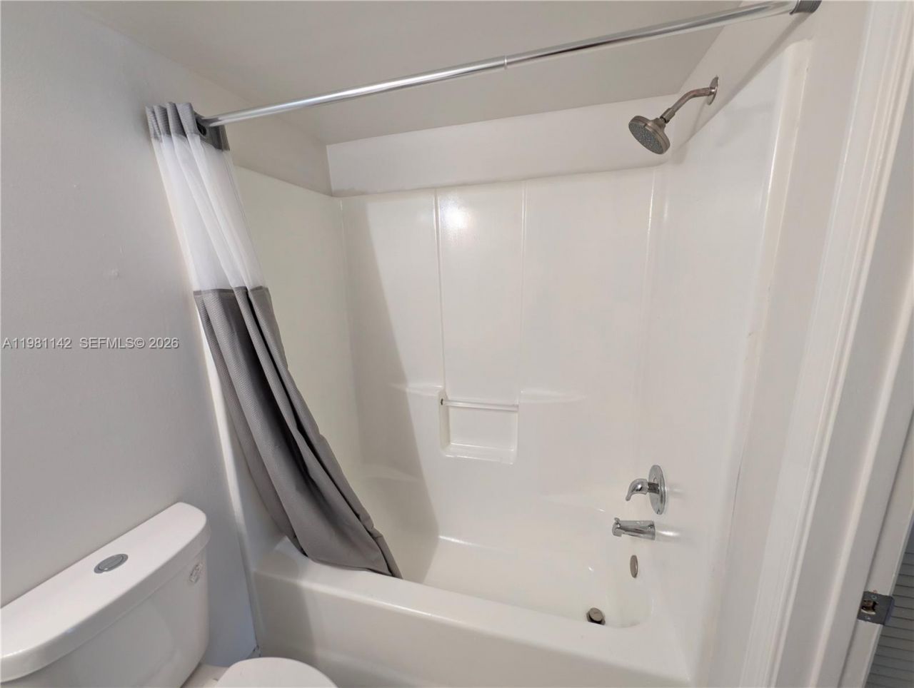 3680 N 56th Ave , Unit 827, Hollywood, FL 33021 Photo