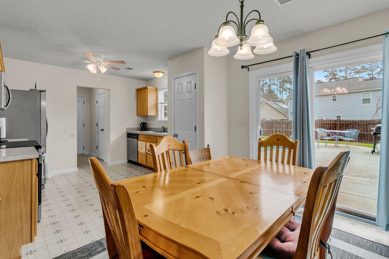 112 Avoncliff Court Photo 10