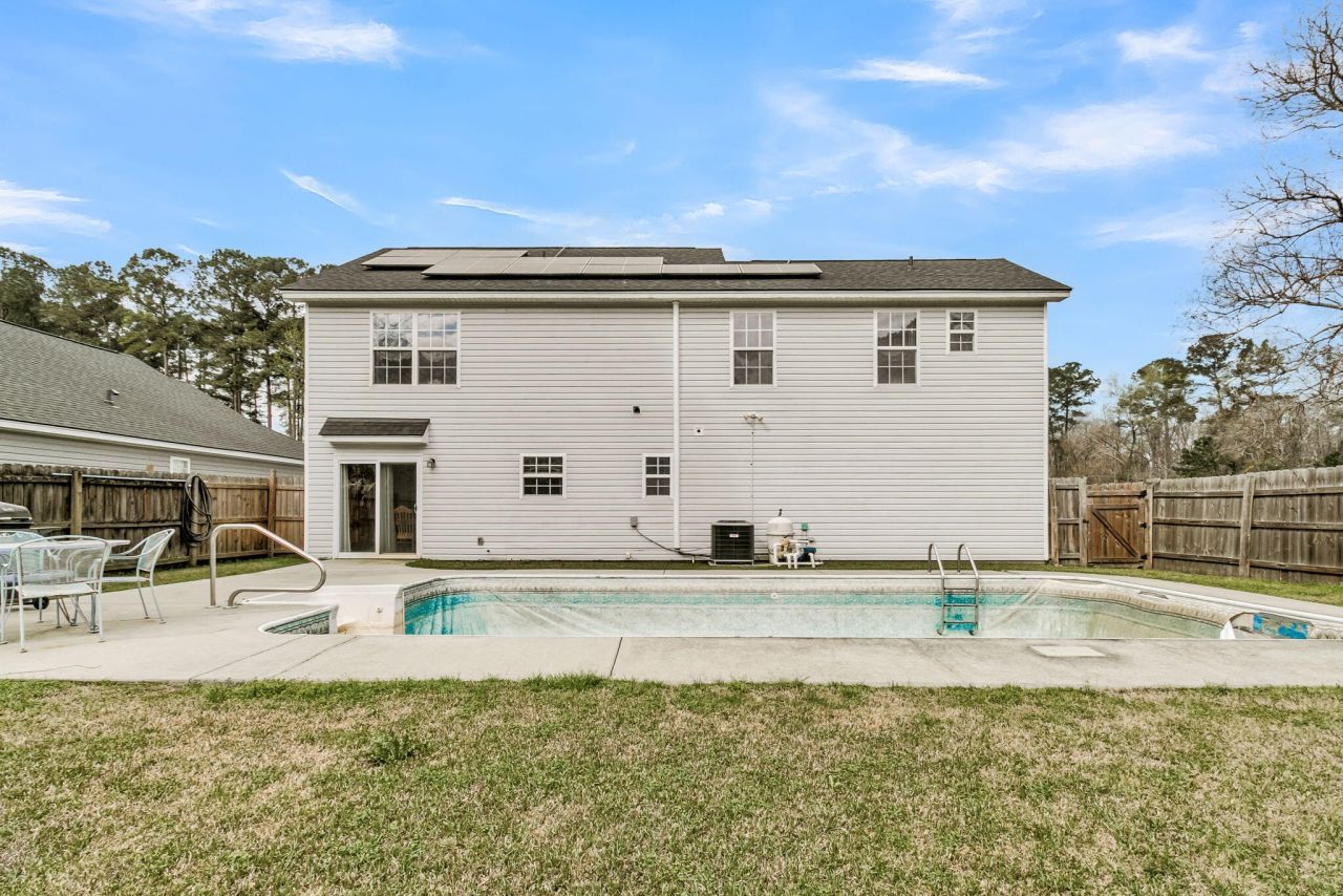 112 Avoncliff Court Photo 26