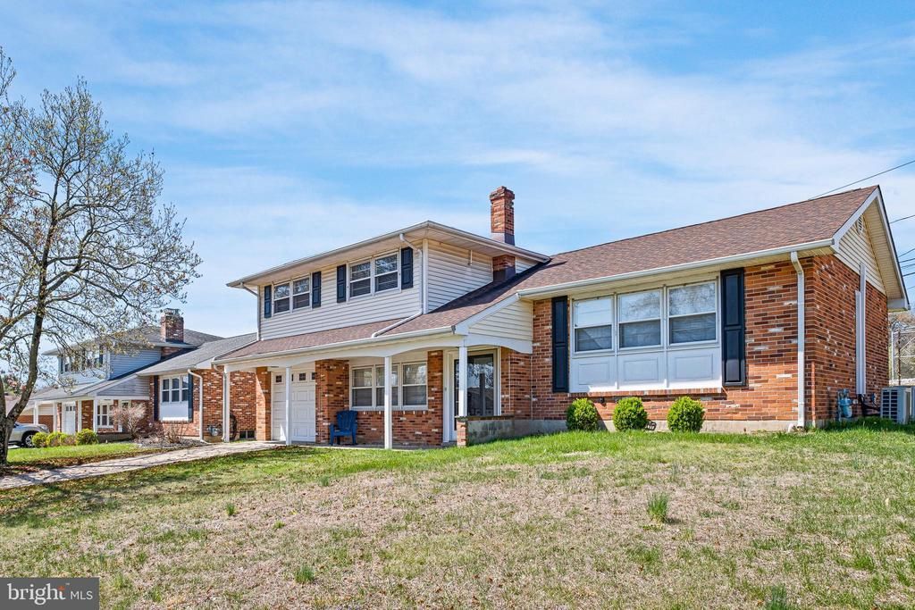 2738 Barnsley Road, Wilmington, DE 19808 Main Photo