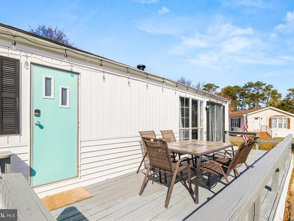 172 OCEAN OVAL CIRCLE, BERLIN, MD 21811