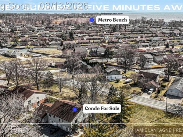 38103 Jefferson Avenue, Harrison Twp, MI 48045