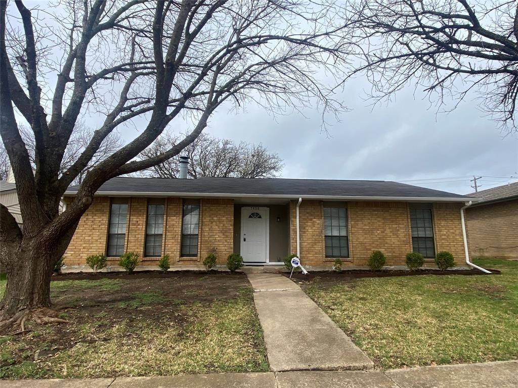 7458 Emory Oak Lane, Dallas, TX 75249 Main Photo