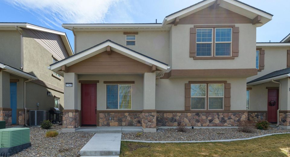 1142 Montevideo Circle, Minden, NV 89423 Photo