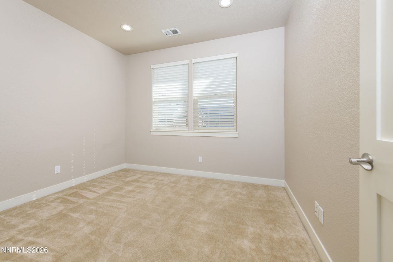 1142 Montevideo Circle, Minden, NV 89423 Photo