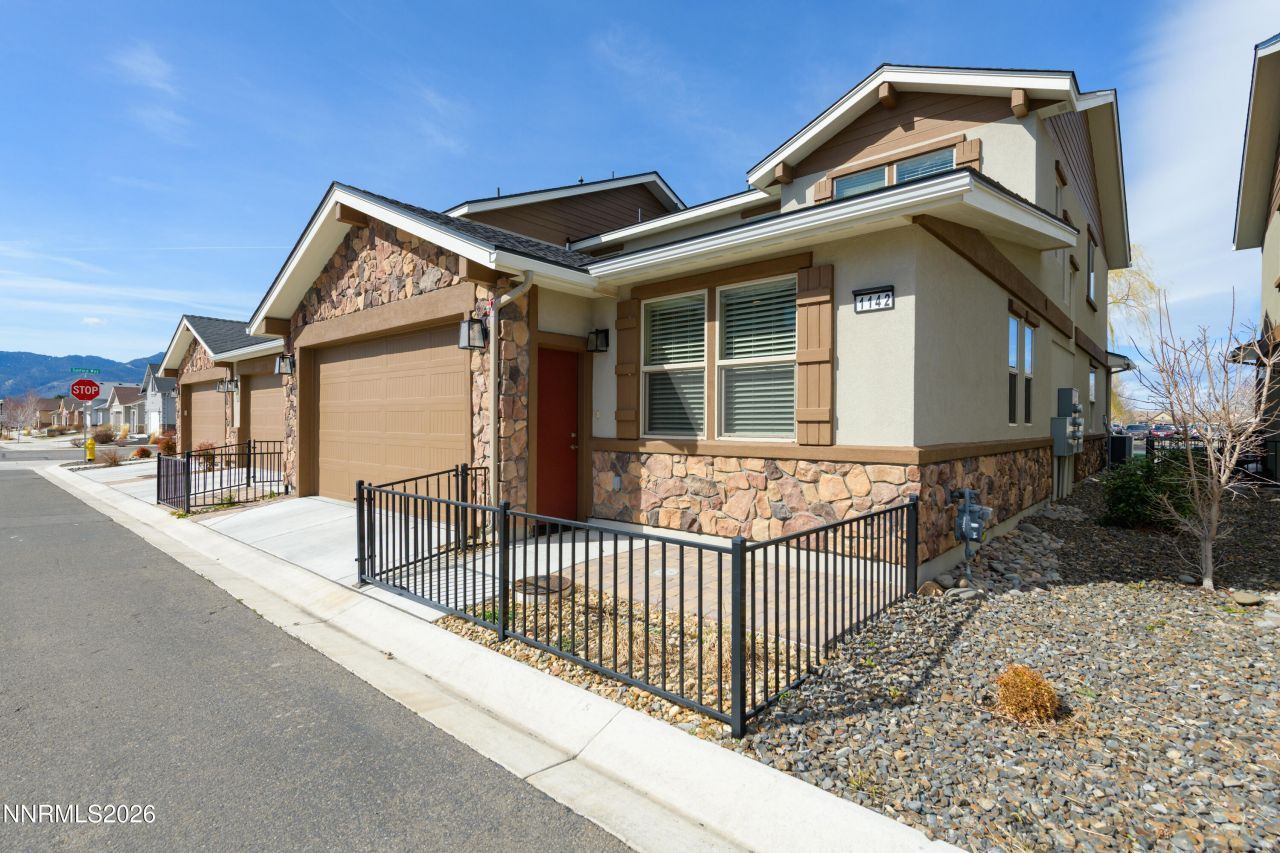 1142 Montevideo Circle, Minden, NV 89423 Photo