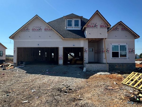 214 Low Plains Ln, Clarksville, TN 37043