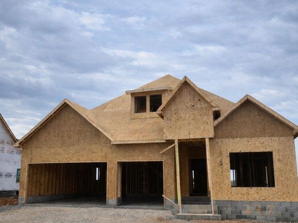 214 Low Plains Ln , Clarksville, TN 37043