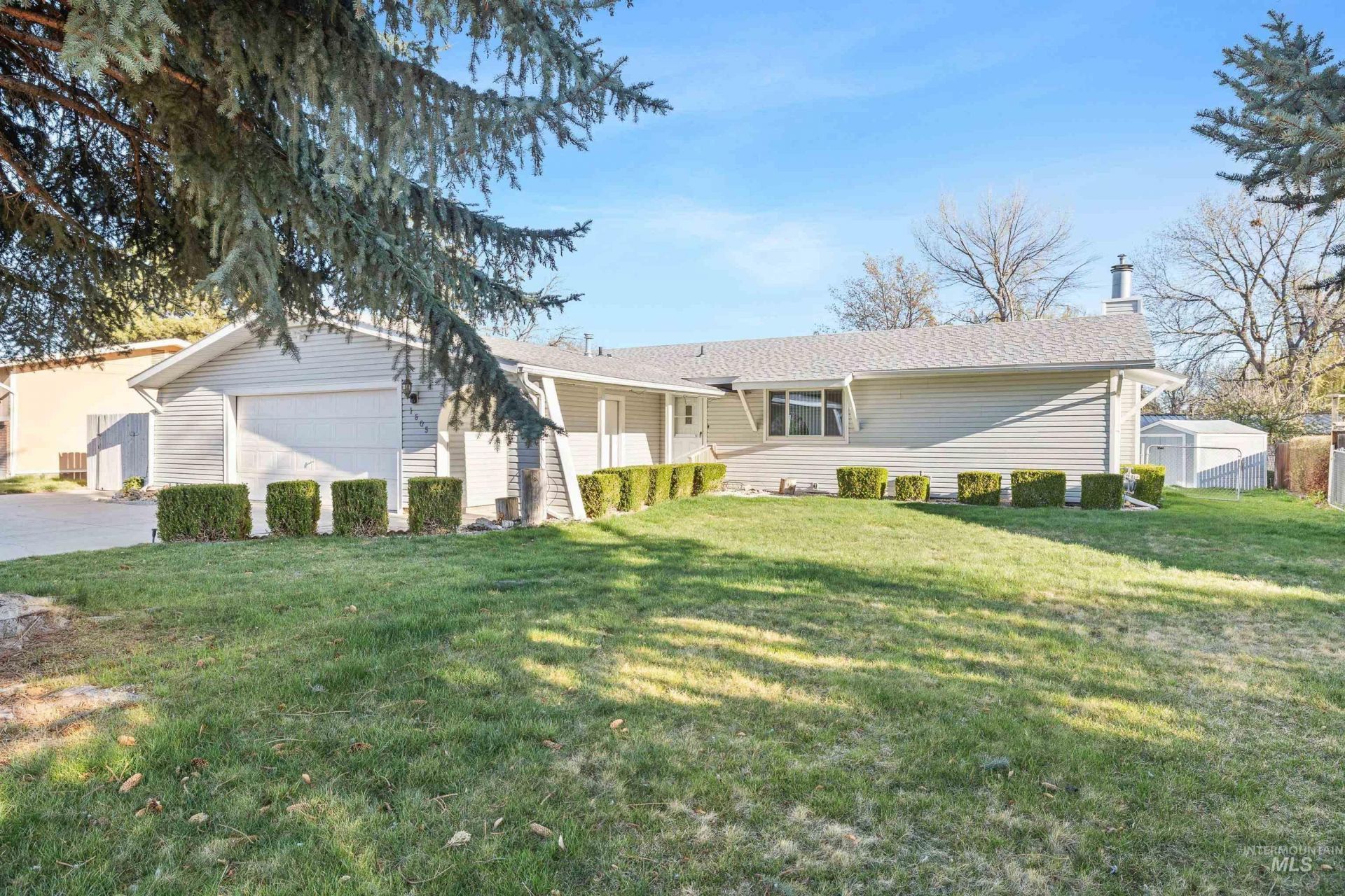 1605 Targhee Dr, Twin Falls, ID 83301 Main Photo