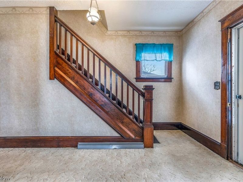 455 W Maryland Avenue, Sebring, OH 44672 Photo 3