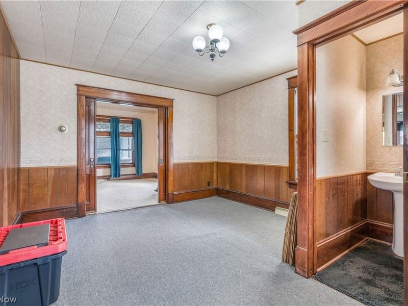 455 W Maryland Avenue, Sebring, OH 44672 Photo 8