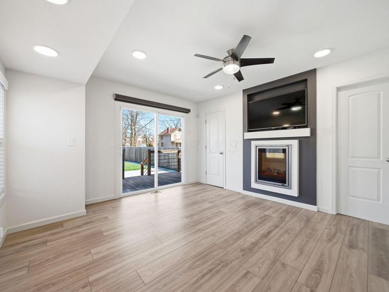 1570 E Rich Street, Columbus, OH 43205 Photo 26