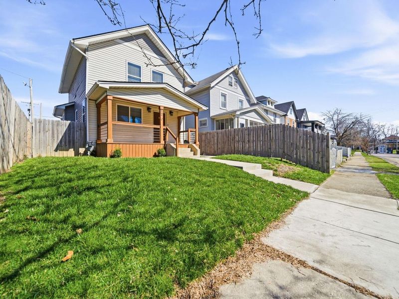 1570 E Rich Street, Columbus, OH 43205 Photo 3