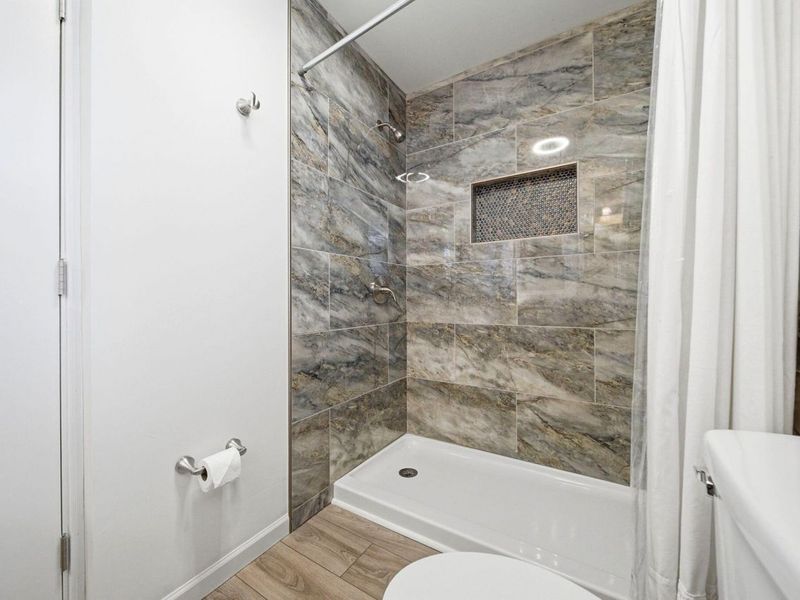 1570 E Rich Street, Columbus, OH 43205 Photo 32