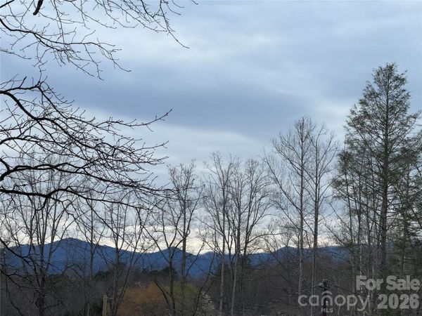 000 Fox Road, Old Fort, NC 28762