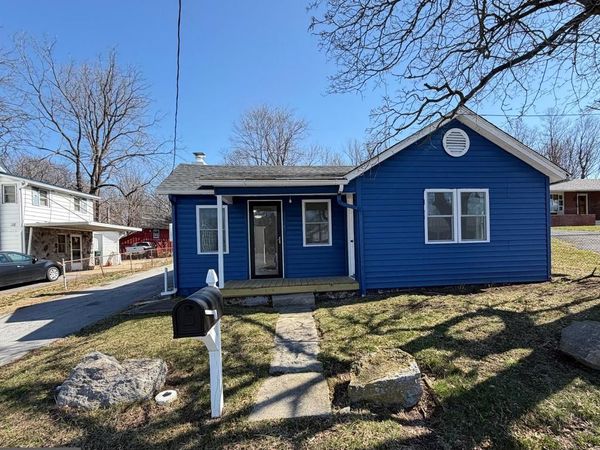 14715 PENNSYLVANIA AVENUE, HAGERSTOWN, MD 21742