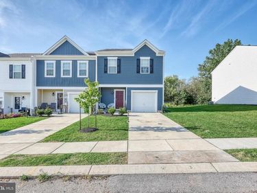 260 MAPLE RUN DRIVE, YORK, PA 17404