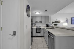 5905 South Kings Hwy.  photo 4