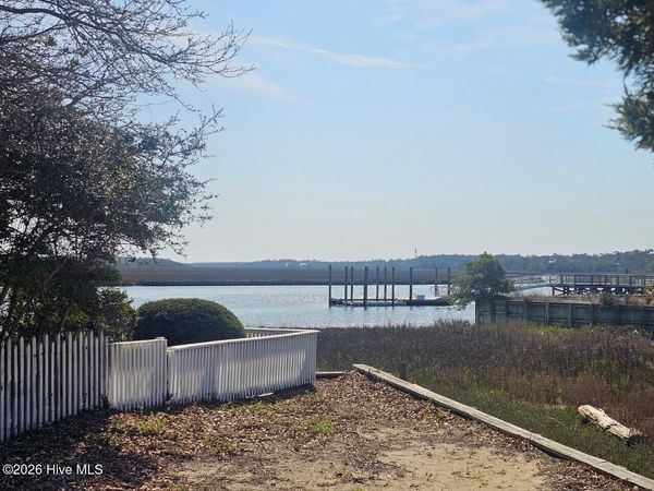 3 Keelson Row, Bald Head Island, NC 28461
