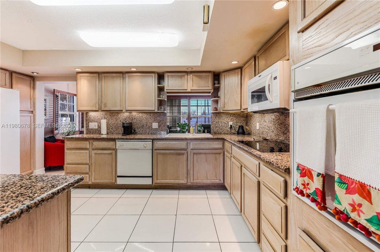 14952 SW 149th St , Miami, FL 33196 Photo