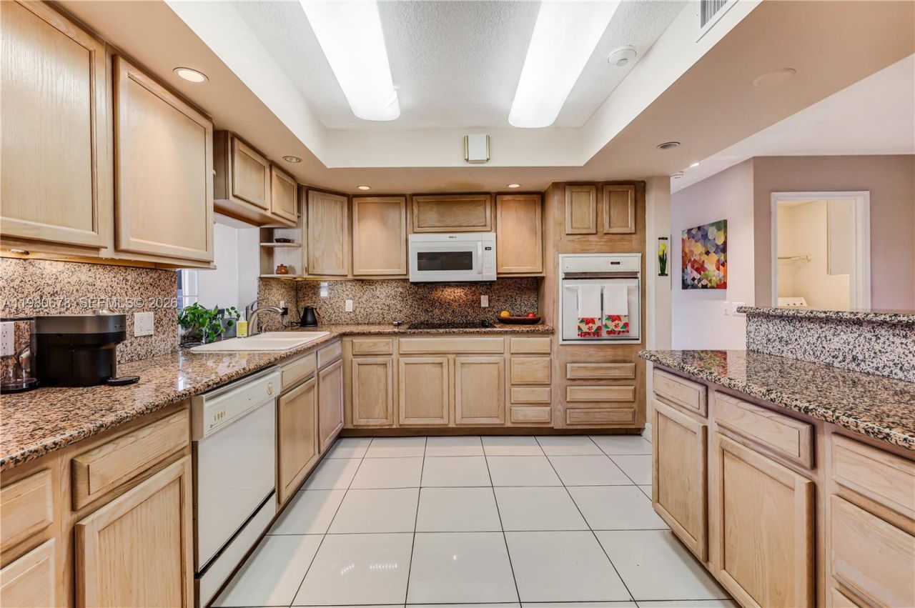 14952 SW 149th St , Miami, FL 33196 Photo