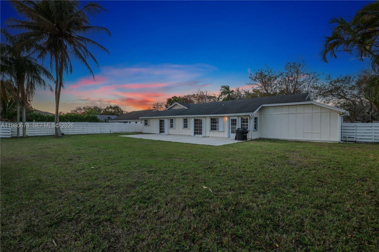 14952 SW 149th St , Miami, FL 33196 Photo