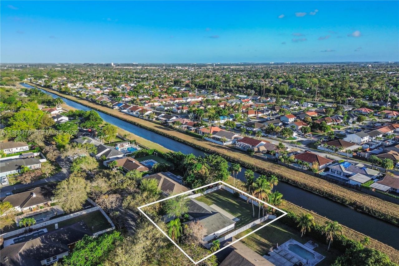 14952 SW 149th St , Miami, FL 33196 Photo