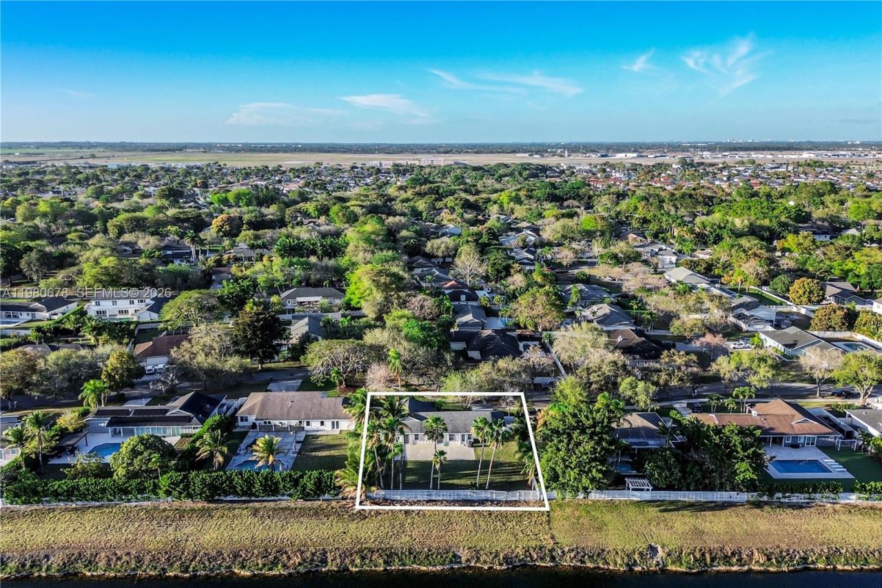 14952 SW 149th St , Miami, FL 33196 Photo