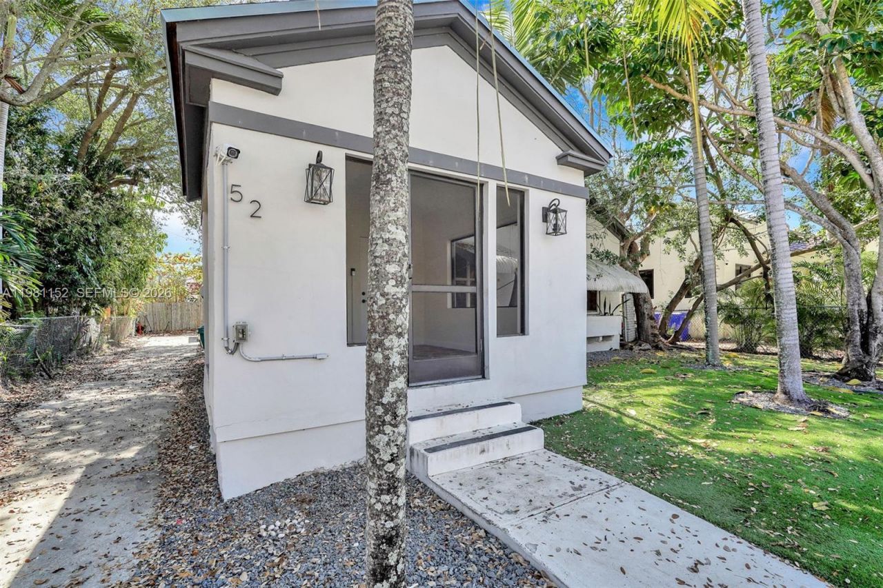 52 NW 47th Ter , Miami, FL 33127 Photo