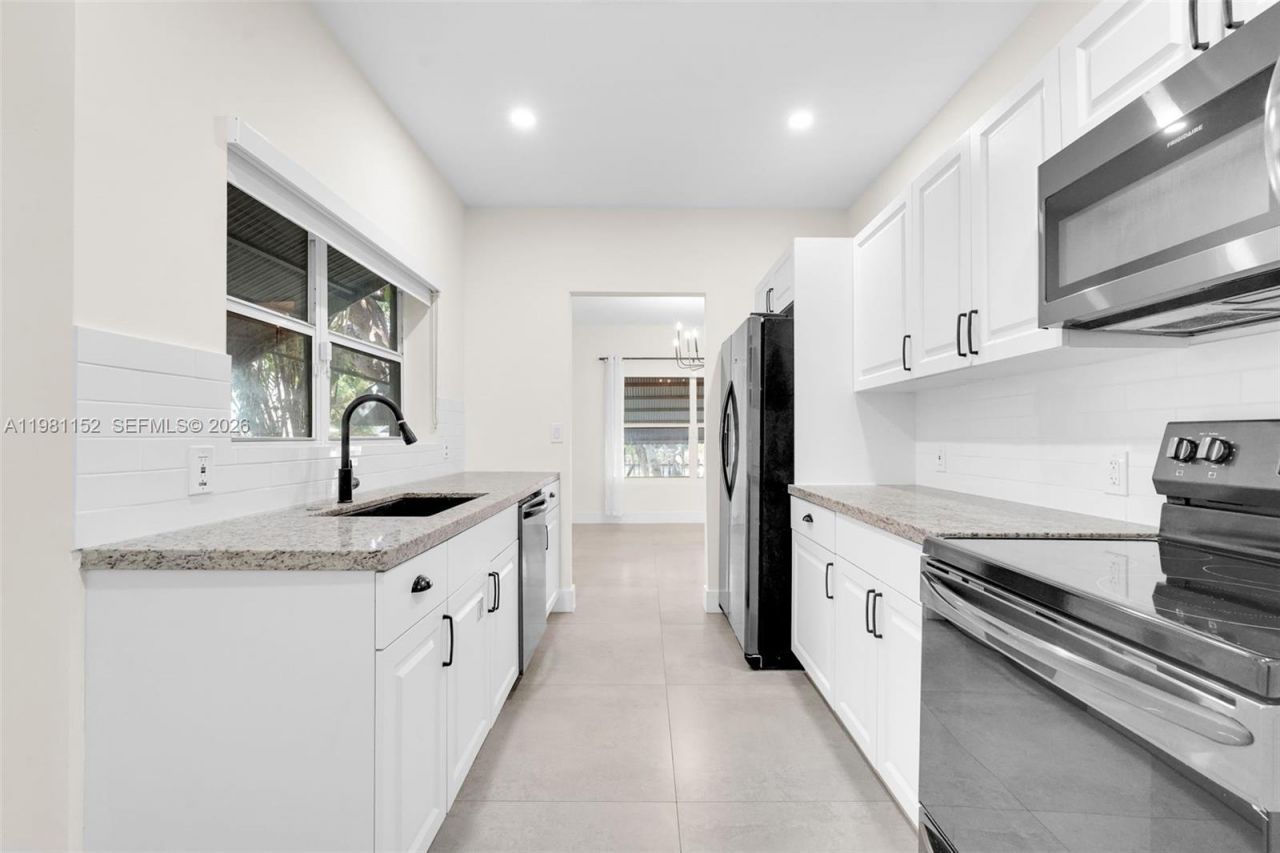 52 NW 47th Ter , Miami, FL 33127 Photo