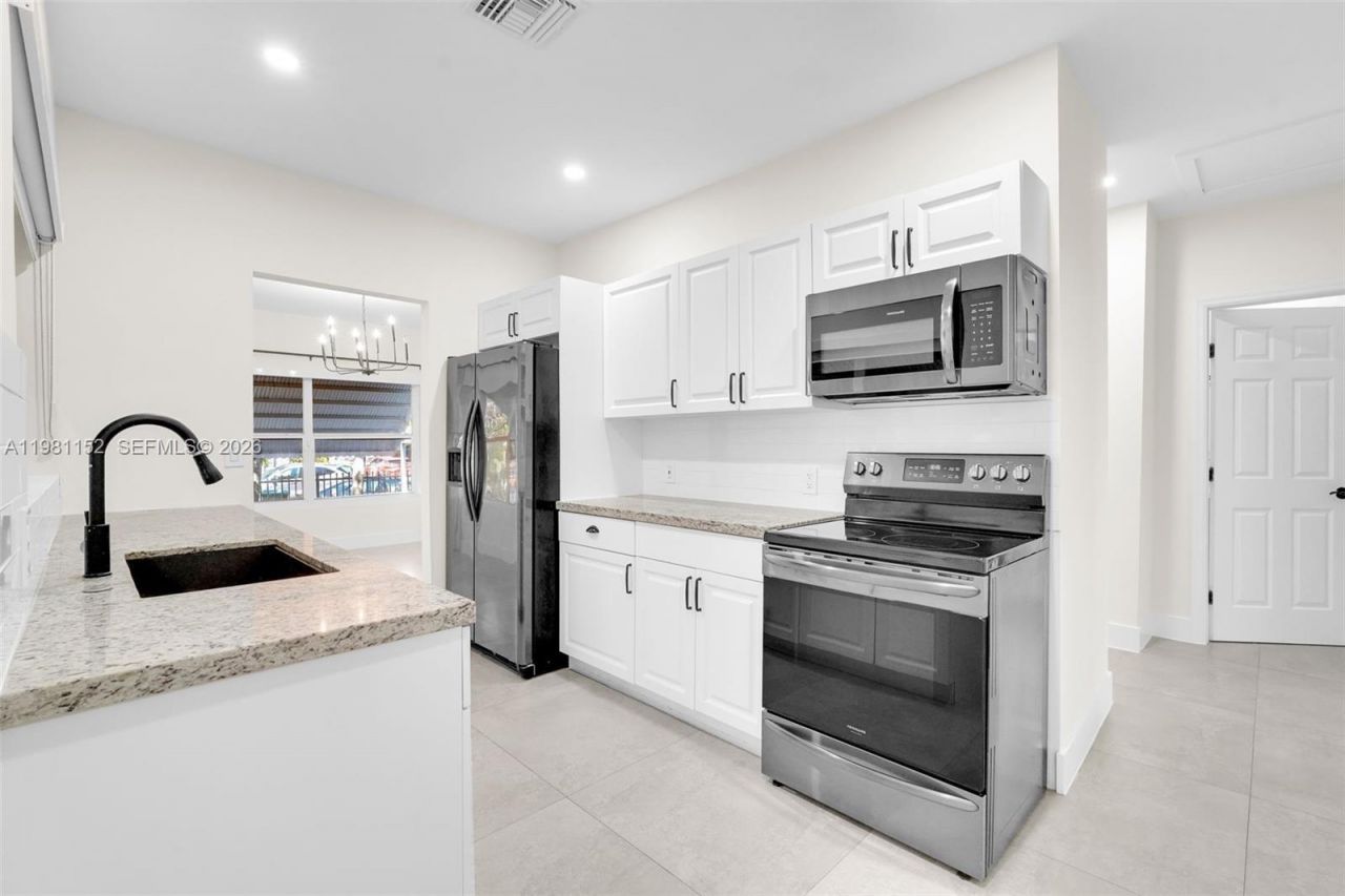 52 NW 47th Ter , Miami, FL 33127 Photo