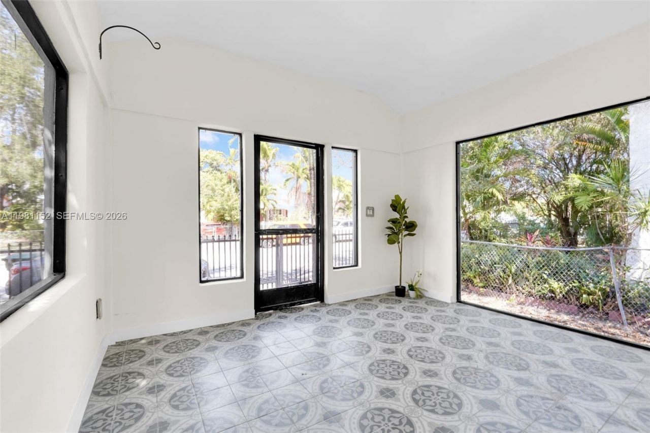 52 NW 47th Ter , Miami, FL 33127 Photo