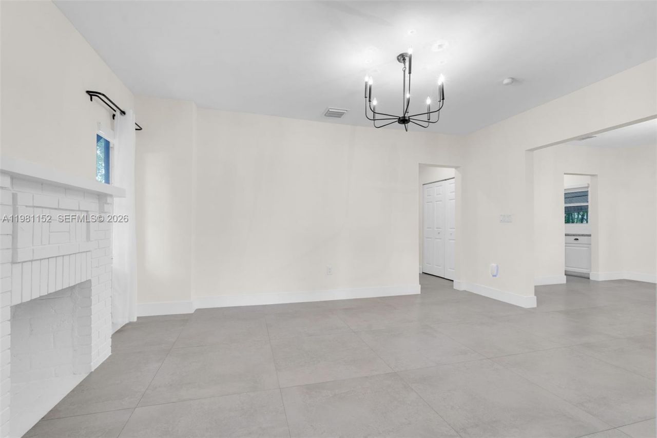 52 NW 47th Ter , Miami, FL 33127 Photo