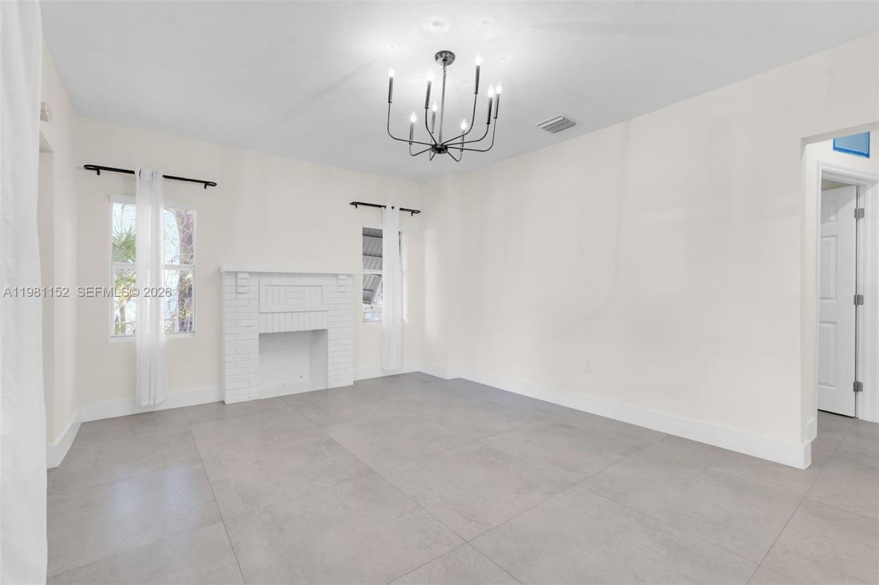 52 NW 47th Ter , Miami, FL 33127 Photo