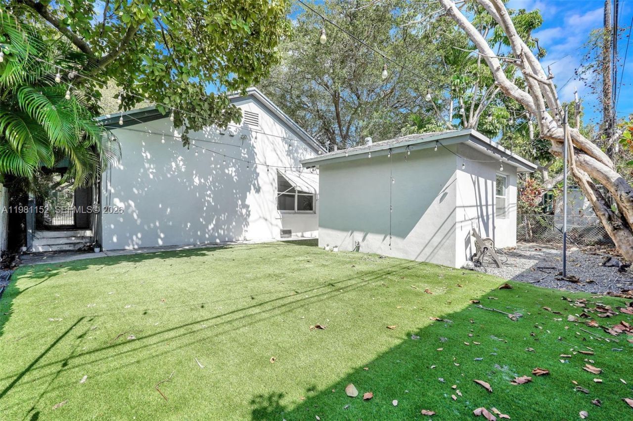 52 NW 47th Ter , Miami, FL 33127 Photo