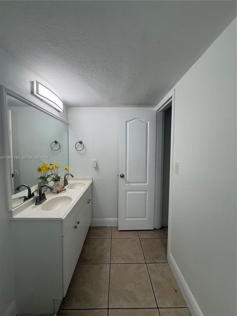 5020 NW 79th Ave, Unit 102, Doral, FL 33166 Photo