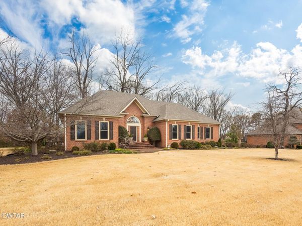 49 Elmhurst Drive, Jackson, TN 38305