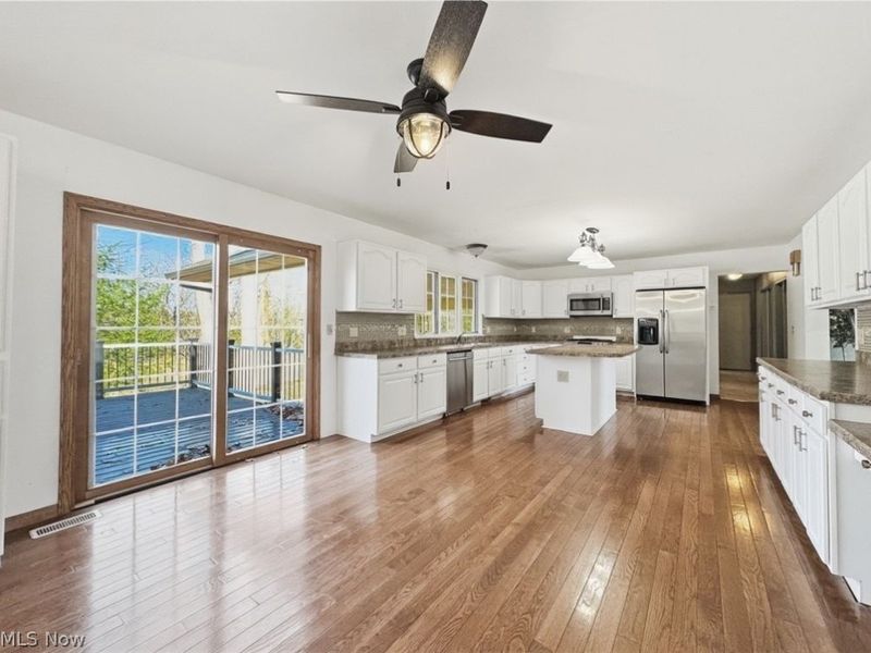 2575 Myersville Road , Uniontown, OH 44685 Photo 13