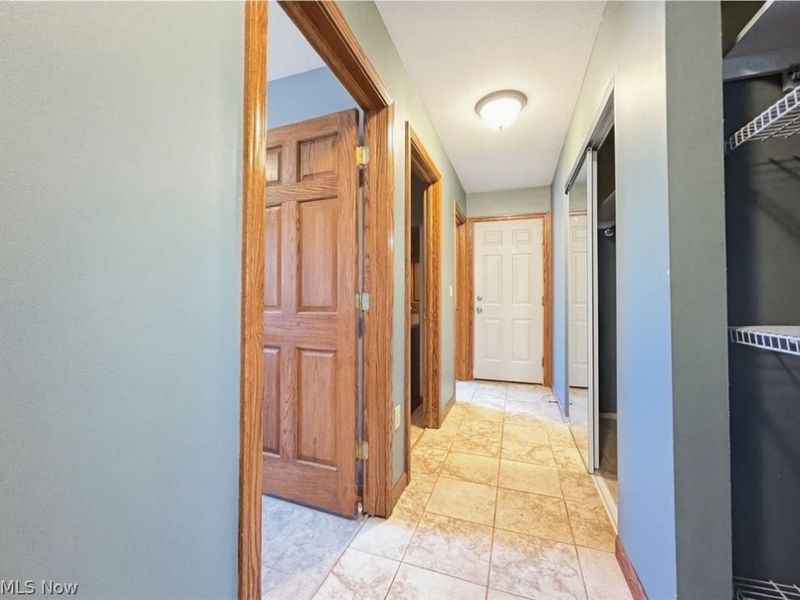 2575 Myersville Road , Uniontown, OH 44685 Photo 16