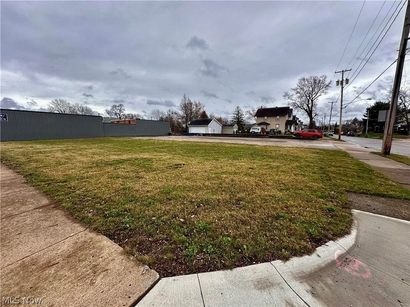 317 E State Street, Alliance, OH 44601 Photo 1