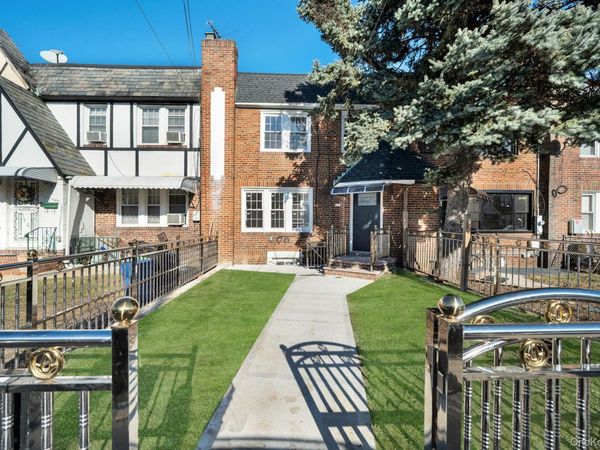 114-23 200th Street , Saint Albans, NY 11412