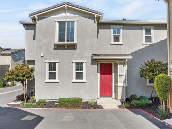 8212 Kramer Ranch Ln, Elk Grove, CA 95758