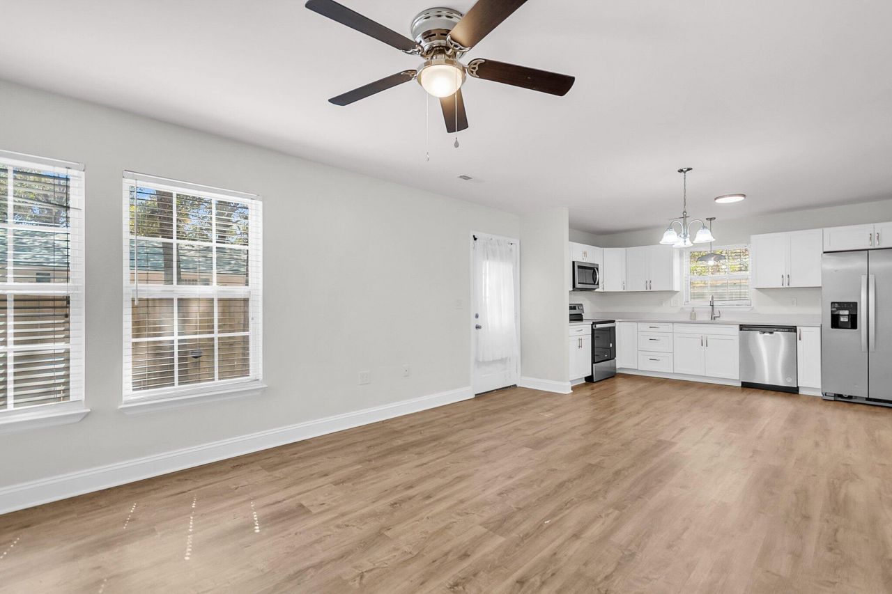 738 Spark Street Photo 14