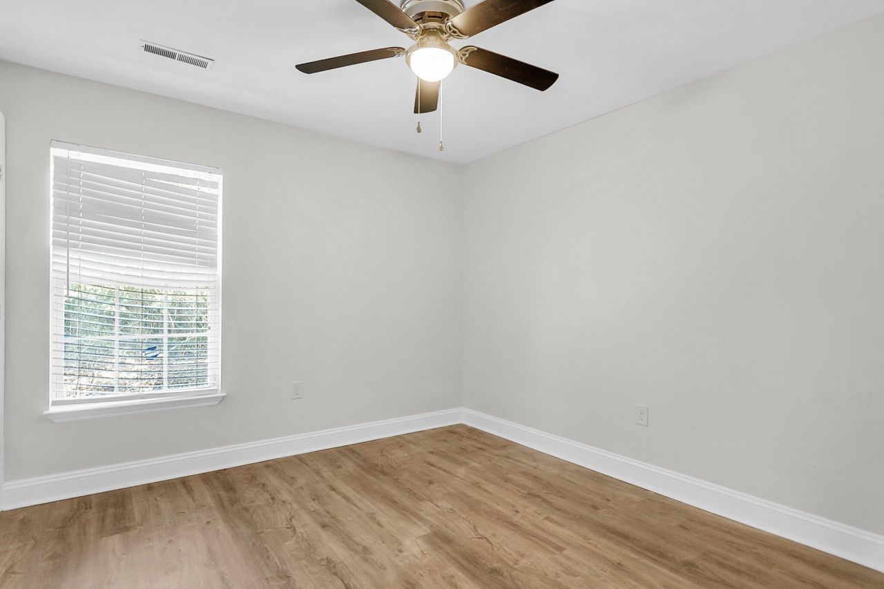 738 Spark Street Photo 16